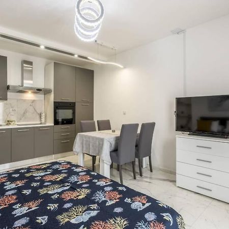 Royal Platinum Studio Apartment Водице Экстерьер фото