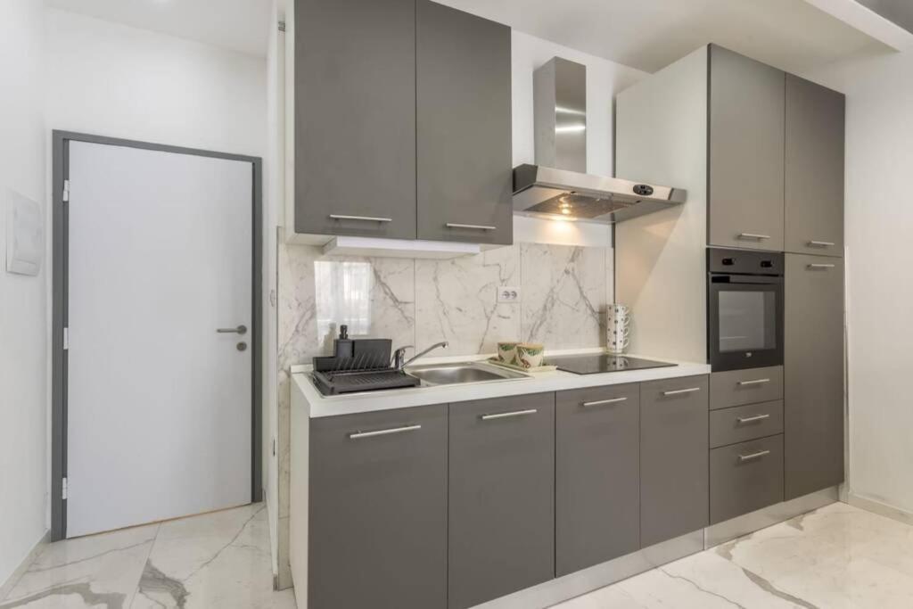 Royal Platinum Studio Apartment Водице Экстерьер фото