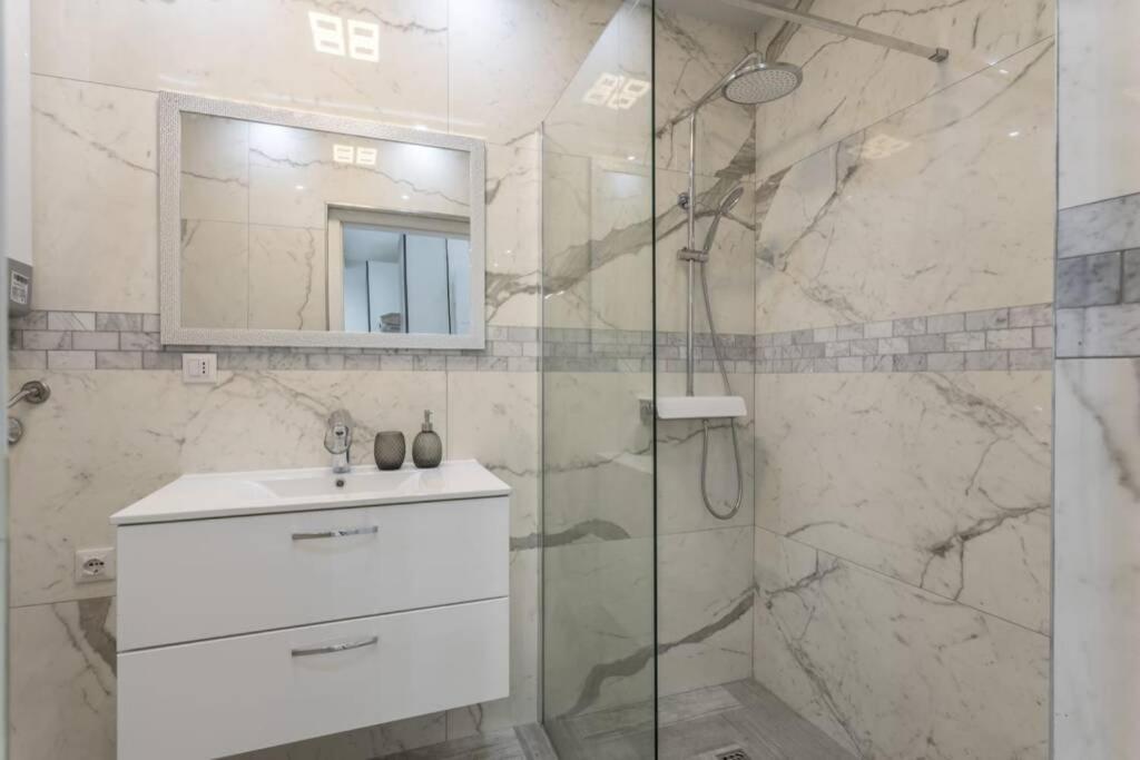 Royal Platinum Studio Apartment Водице Экстерьер фото