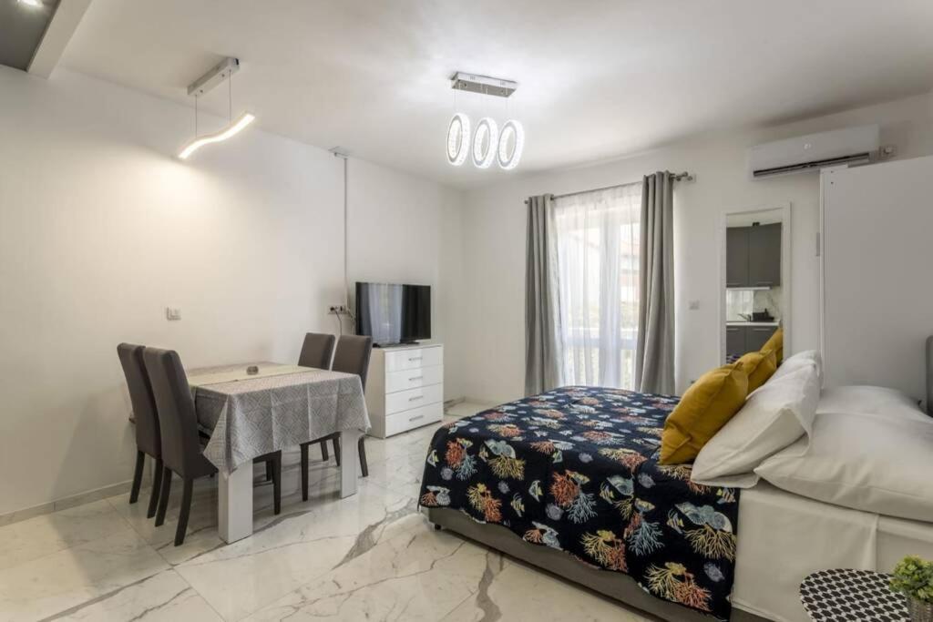 Royal Platinum Studio Apartment Водице Экстерьер фото